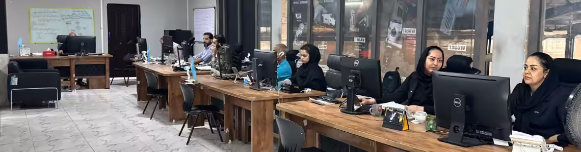 استخدام در فراابزاران
